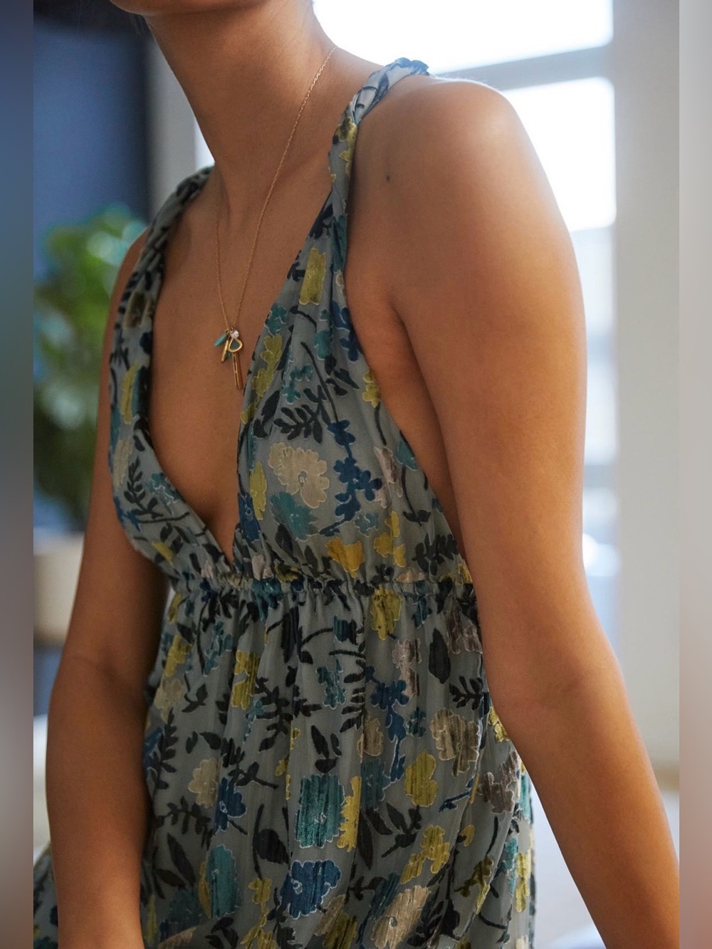 Anthropologie Burnout Velvet Midi Dress Floral Tiered Cross-Back Blue Small NWT - Picture 4 of 14